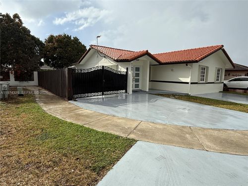 5790 Sw 148th Pl, Miami, FL, 33193 | Card Image