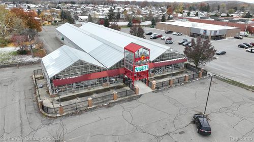 16153 Eureka Rd, Southgate, MI, 48195-2943 | Card Image