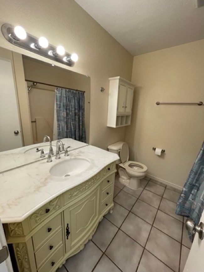 5712 Padre Blvd., Home with 6 bedrooms, 6 bathrooms and null parking in South Padre Island TX | Image 5
