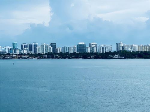 1107-7601 E Treasure Dr, North Bay Village, FL, 33141-4362 | Card Image