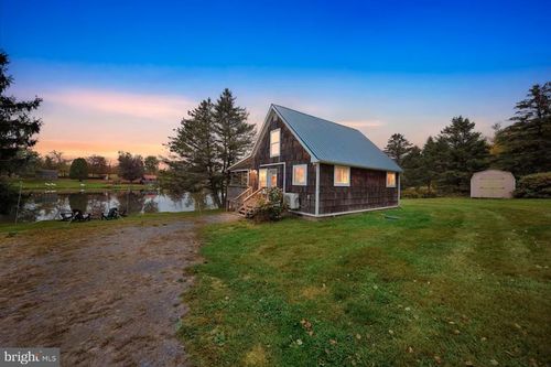 196 Woodchopper Lane, SPRINGVILLE, PA, 18844 | Card Image