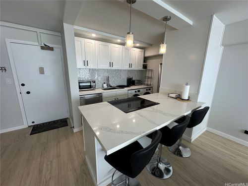 apt-2402-2333 Kapiolani Blvd, Honolulu, HI, 96826-4456 | Card Image