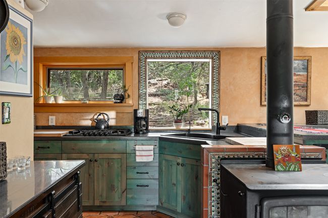 Kitchen | Image 14