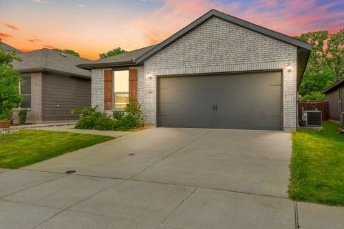 585 Concho St, Aubrey, TX, 76227-2230 | Card Image