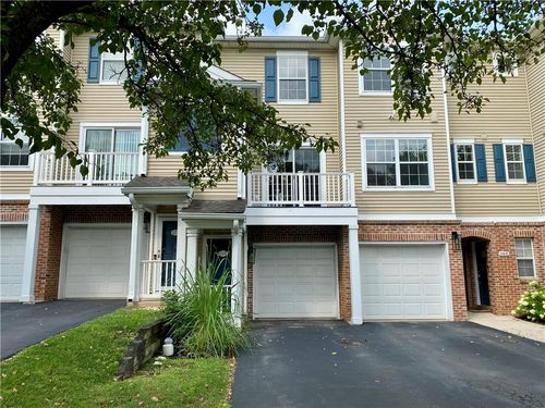 c856-856 Nittany Ct, ALLENTOWN, PA, 18104-3464 | Card Image