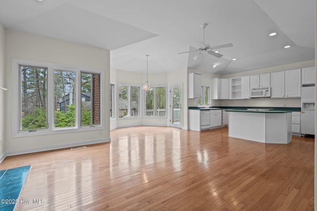 865 Diamondhead Dr S, House other with 3 bedrooms, 3 bathrooms and 2 parking in Pinehurst NC | Image 14