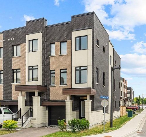 895 Kicking Horse Path, Oshawa, ON, L1J0B4 | Card Image