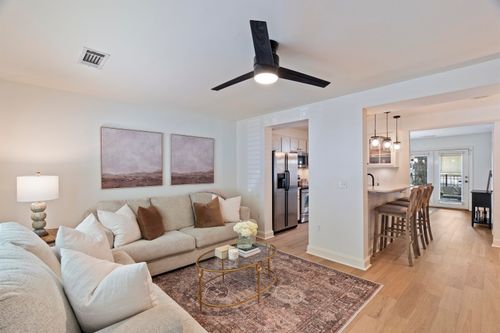 7469 Germantown Sq, Germantown, TN, 38138 | Card Image