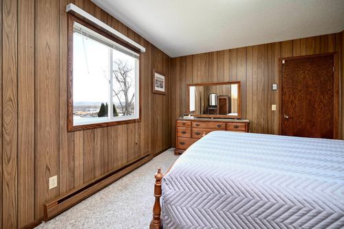 1115 Rustic Ln, Wabasha, MN, 55981-1760 | Card Image