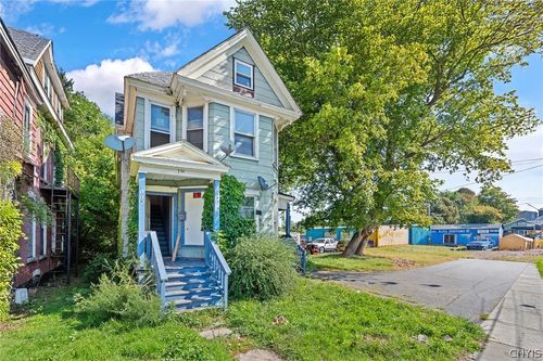 118 W Bissell St, Syracuse, NY, 13207-1871 | Card Image