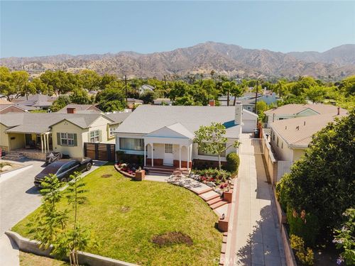 2007 W Kenneth Rd, Glendale, CA, 91201 | Card Image
