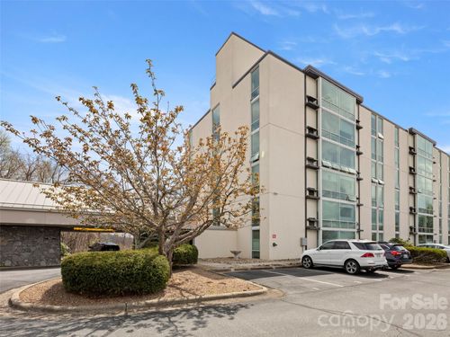 apt-612-647 Town Mountain Rd, Asheville, NC, 28804-3759 | Card Image