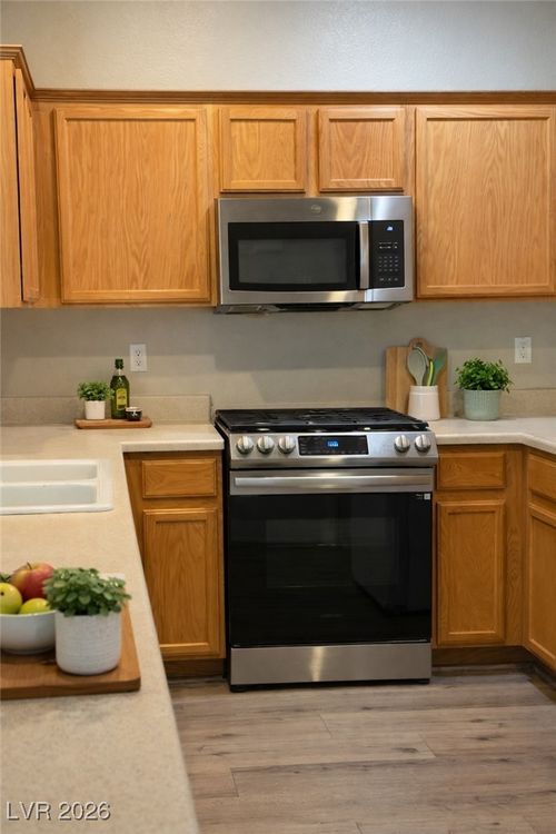 5-5960 Palmilla St, North Las Vegas, NV, 89031-4142 | Card Image