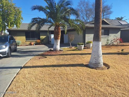 4527 S Forest Ave, Tempe, AZ, 85282-6706 | Card Image
