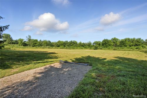 24 River Road, East China Township, MI, 48054 | Card Image