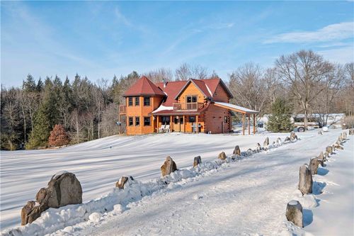 13993 Route 422 Hwy E, Strongstown, PA, 15957-9516 | Card Image