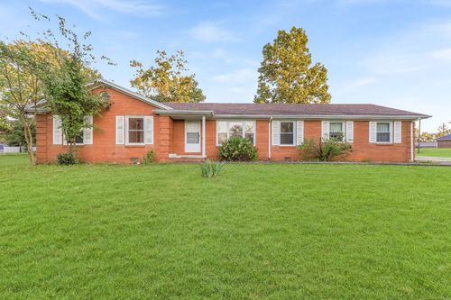 200 Millbrooke Dr, Hopkinsville, KY, 42240-5234 | Card Image