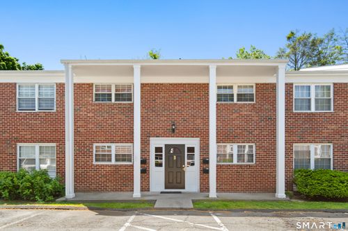 b6-125 Lawn Ave, Stamford, CT, 06902-3125 | Card Image