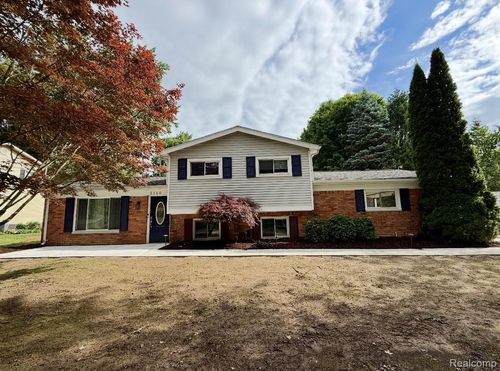 2360 Oklahoma Avenue, Rochester Hills, MI, 48309 | Card Image