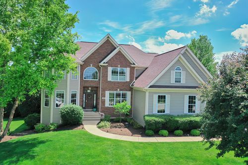 6805 Burning Tree Cir, Mchenry, IL, 60050-7475 | Card Image