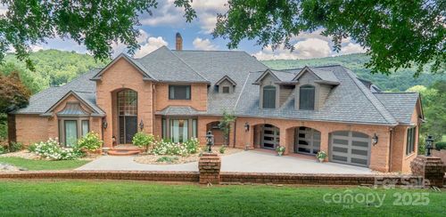 2770 Lakeview Dr, Lenoir, NC, 28645-9738 | Card Image