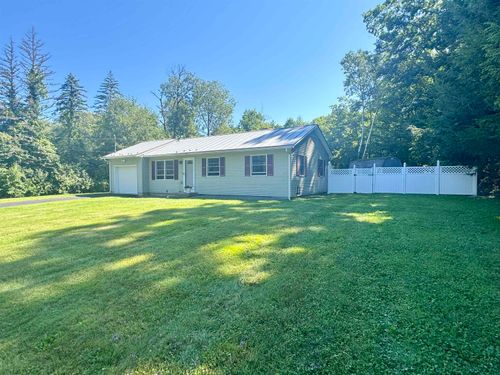 35 Reese Cir, Bellows Falls, VT, 05101-4211 | Card Image