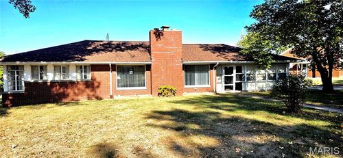 a-1 A Washington Boulevard, Chester, IL, 62233 | Card Image