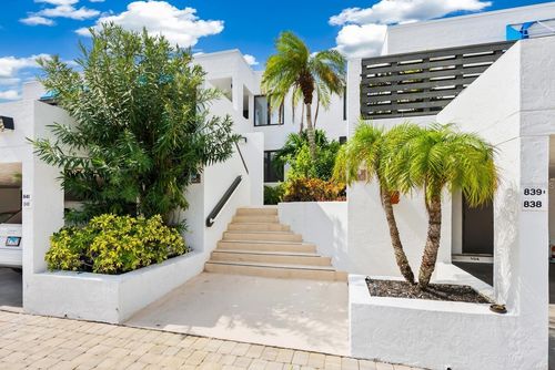 840-840 Bayport Way, Longboat Key, FL, 34228-2676 | Card Image
