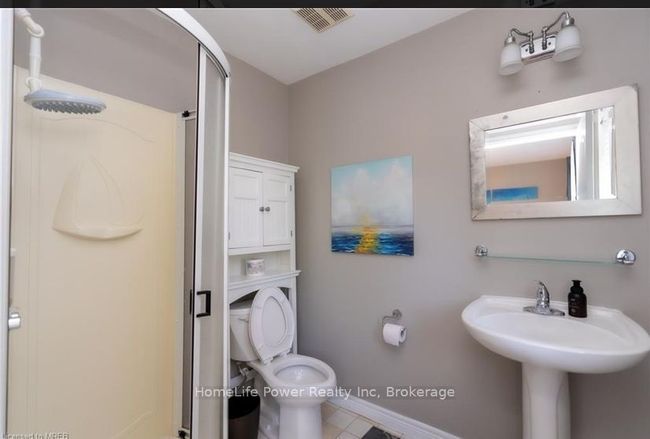 8 Bianca Dr, House other with 3 bedrooms, 3 bathrooms and 1 parking in Niagara on the Lake ON | Image 22