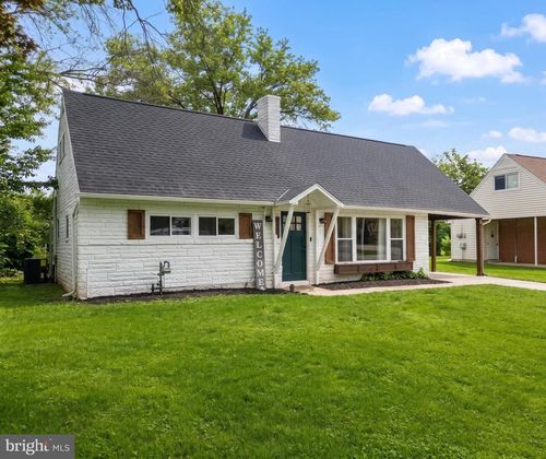 1500 Wogan Rd, YORK, PA, 17404-1726 | Card Image