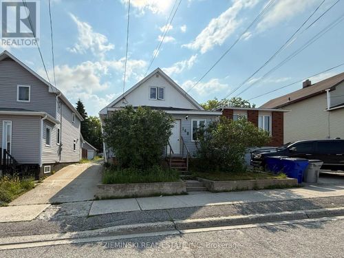 148 Pine St N, Timmins, ON, P4N6L1 | Card Image