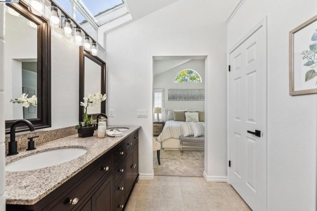 34294 Dunhill Dr, House other with 3 bedrooms, 3 bathrooms and 2 parking in Fremont CA | Image 35