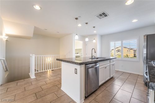 9908 Sable Point St, Las Vegas, NV, 89178-4847 | Card Image