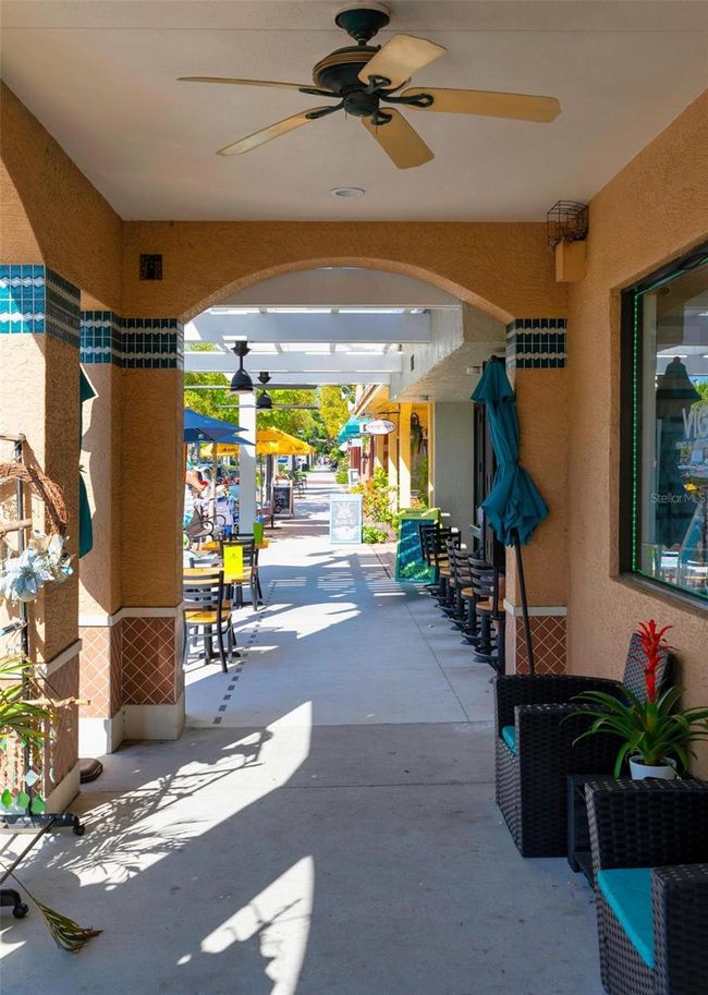 APT-207 - 1258 Barbara Dr, Condo with 2 bedrooms, 1 bathrooms and null parking in VENICE FL | Image 43