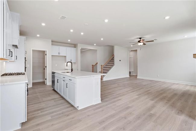 722 Crossroad Ct Sw, House other with 4 bedrooms, 3 bathrooms and null parking in Powder Springs GA | Image 12