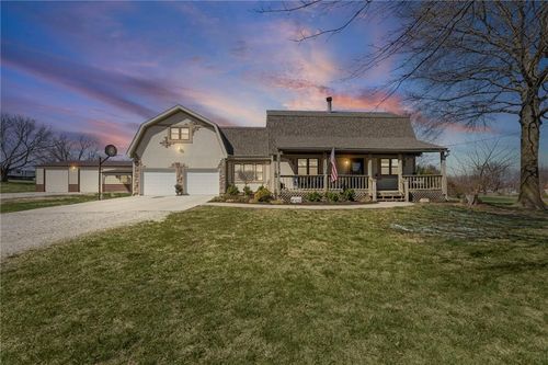 16788 Dwyer Rd, Basehor, KS, 66007-7327 | Card Image