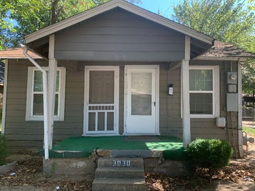 3030 Pine St, Dallas, TX, 75215-3946 | Card Image