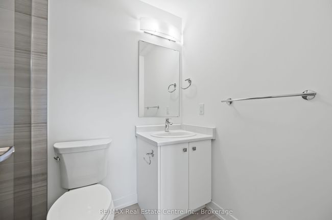 E8 - 20 Palace St, Condo with 2 bedrooms, 2 bathrooms and 1 parking in Kitchener ON | Image 19