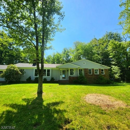 14 Berkshire Dr, Warren, NJ, 07059-6919 | Card Image