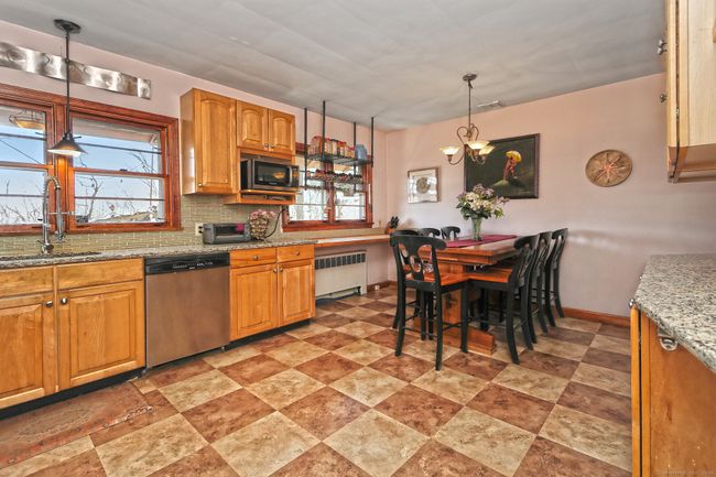 25 Highland Ter, House other with 3 bedrooms, 2 bathrooms and 2 parking in Ansonia CT | Image 12