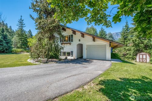 9724 Dye Rd, Leavenworth, WA, 98826-9312 | Card Image