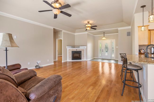 786 Stirrup Dr, House other with 3 bedrooms, 3 bathrooms and null parking in Spring Branch TX | Image 9