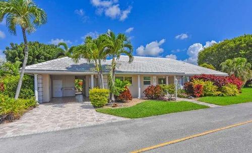 437 French Royale Cir, Atlantis, FL, 33462-1313 | Card Image