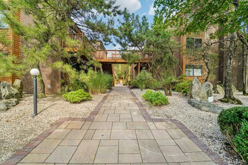 apt-16-15 Greenridge Ave, White Plains, NY, 10605-1249 | Card Image