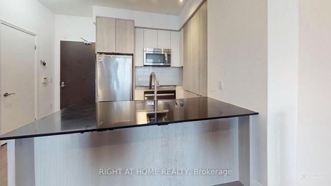 2803 - 9 Valhalla Inn Rd, Condo with 1 bedrooms, 1 bathrooms and 1 parking in Etobicoke ON | Image 20