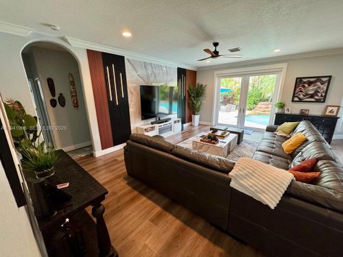 12917 Sw 23rd St, Miramar, FL, 33027-2624 | Card Image