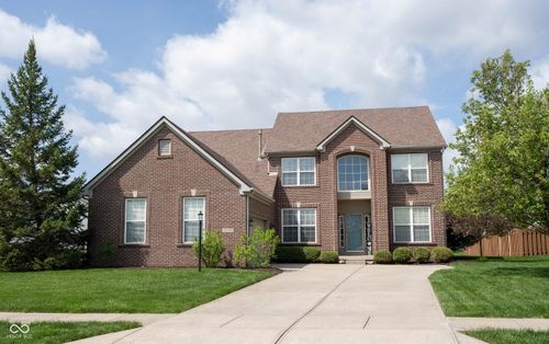 12752 Broncos Dr, Fishers, IN, 46037-7804 | Card Image