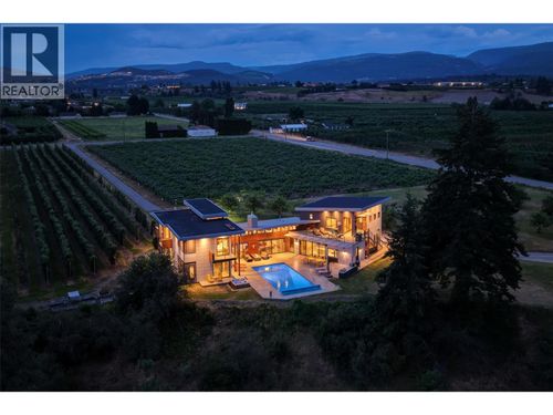 3194 Dunster Rd, Kelowna, BC, V1W4H4 | Card Image