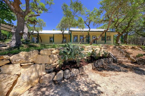 3824 Mccall Creek Rd, Blanco, TX, 78606-5255 | Card Image