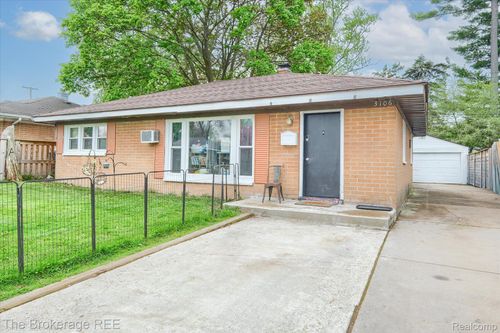 3106 Cherokee Ave, Flint, MI, 48507-1910 | Card Image